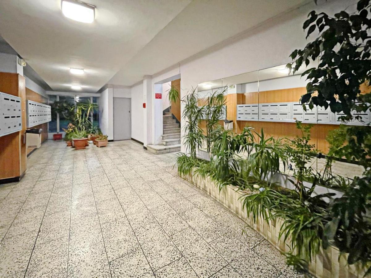 T2 Le Bien Etre Marseille 9Eme-Wifi-Netflix-Metro-Parking-Plage Exterior photo